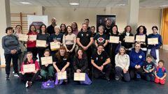 Participantes en el anterior curso de defensa personal de Narn. 