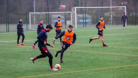 El entrenamiento del Pontevedra CF en los campos de A Xunqueira, el pasado lunes