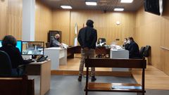 El acusado, mientras declaraba en el juicio