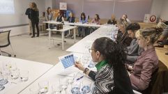 La cata de aguas se desarroll� en la sede de Veolia en Santiago