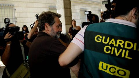 Federico Fresneda a su llegada a los juzgados de Sevilla