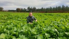 Roberto Lpez manipula y envasa ms de 2.500 toneladas de alimentos de hoja verde al ao en su compaa Hortalizas R. Lpez, situada en A Laracha