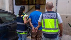 La Polic�a Nacional ha arrestado en Cartagena a un fugitivo reclamado por Estados Unidos como presunto autor de un homicidio en Chicago (Illinois) hace 43 a�os.