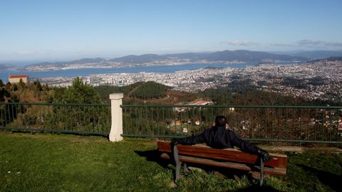 Vistas a la ra y Vigo desde el monte Cepudo