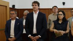 El exl&iacute;der del PSOE extreme&ntilde;o, Miguel &Aacute;ngel Gallardo; David S&aacute;nchez, el hermano del presidente del Gobierno y Elisa Moriano al inicio del juicio por el proceso de contrataci&oacute;n en la Diputaci&oacute;n de Badajoz
