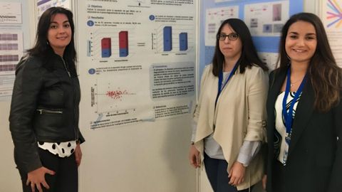 La investigadora Crujeiras junto a dos miembros de su equipo