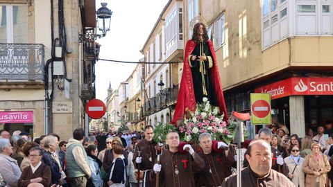 Procesi�n de Domingo de Resurrecci�n en Noia