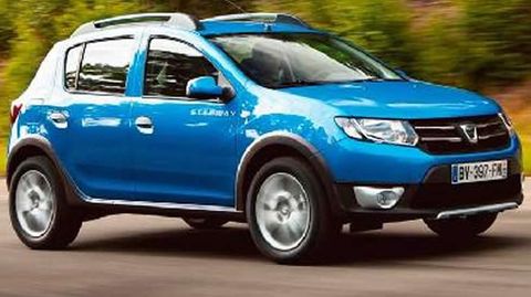 Dacia Sandero | 6.200 ?. Es el coche ms vendido en Galicia en lo que va de ao. Se han matriculado 669 unidades en los seis primeros meses.