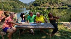El core�grafo y director de Mater, la gerente de la Red Muse�stica Provincial de Lugo, el director general de Cultura de la Conseller�a de Cultura de la Xunta, el alcalde de Chantada y la directora del SacraFestival durante la presentaci�n del festival