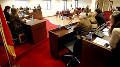 La silla vac�a de Ram�n Rodr�guez Ares durante el pleno.