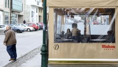 Estufa de gas en una terraza de Santiago