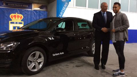 Varela recibe su coche