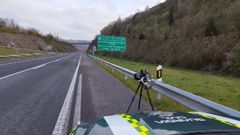Imagen de un radar porttil de la Guardia Civil de Trfico.