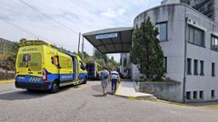 Entrada de urgencias del hospital Montecelo, en Pontevedra, uno de los dos centros del CHOP