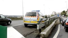 Un control con radar en veh�culo de la DGT en la SC-20 de Santiago