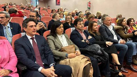 Autoridades e p�blico na toma de posesi�n