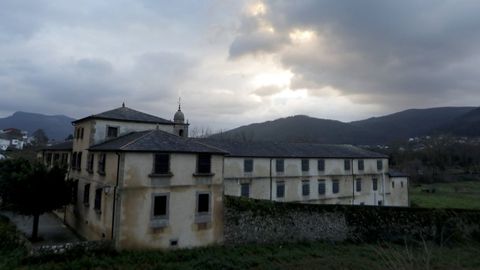 El convento de Valdeflores ha vertebrado durante seis siglos la actividad en Xunqueira, Viveiro
