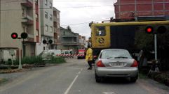 Paso a nivel de la l�nea Ourense-Monforte en la calle Francisco Moure