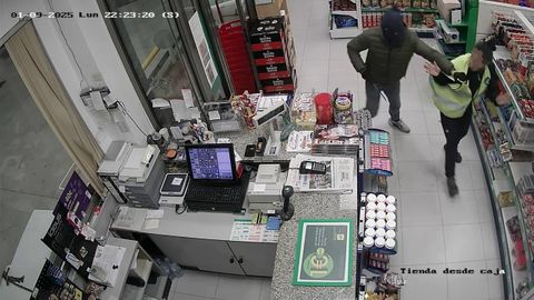 Así fue el atraco a la gasolinera de Coirós