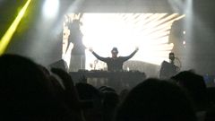 Actuaci�n de Claptone en el festival Costa Feira, de Sanxenxo
