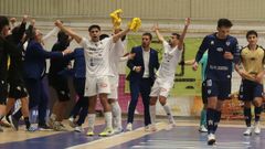 Celebracin de la victoria en A Malata.