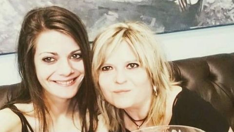 Nerea A�el con su madre, Bel�n, que estaba segura de que la desaparici�n de su hija no era voluntaria