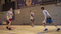 Imagen de un entrenamiento del Pavimentos Noia