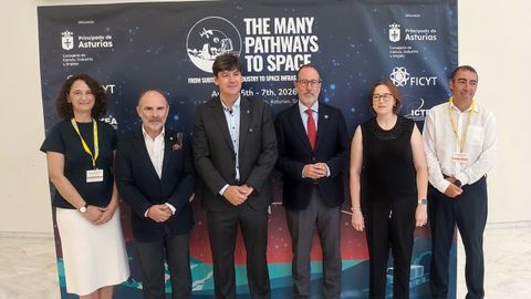Foto de la inauguraci�n institucional del congreso 'The Many Patwhays to Space', organizado en Oviedo.