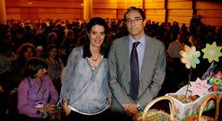 Mar Romera y Javier Valle, ponentes en las Xornadas en el abarrotado Aula de Cultura.