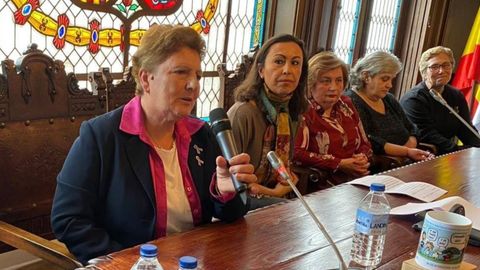 Lourdes Broull�n Ferrad�s, en primer t�rmino, durante los actos del 8-M del 2020