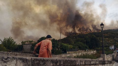Incendio forestal en Oímbra.