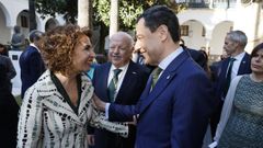 La candidata socialista a las elecciones andaluzas, Mar�a Jes�s Montero, y el presidente de la Junta de Andaluc�a, Juanma Moreno.