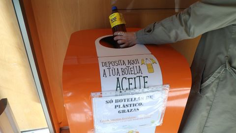 Ejemplo de dep�sito para la recogida de aceite dom�stico