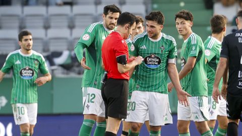 Los jugadores racinguistas no tuvieron suerte con los arbitrajes esta temporada