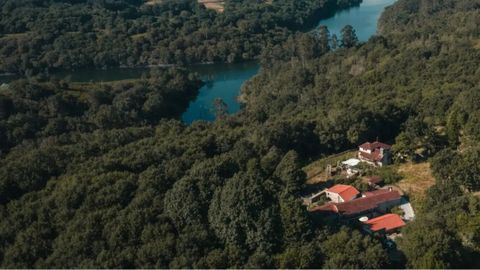 Vista a�rea del coliving de Anceu, en Ponte Caldelas