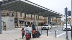 Nueva marquesina provisional de la estaci�n intermodal de Ourense