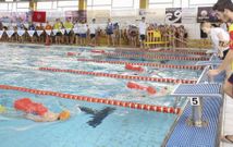 Las series de arrastre de maniqu� fueron de las m�s espectaculares en la piscina de Carballo. 