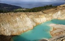 En los restos de la explotaci�n minera hay cuatro balsas de agua y taludes de hasta 40 metros de alto.