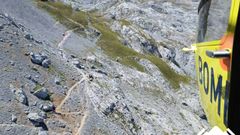Dos senderistas son rescatados con lesiones en Cabrales tras sufrir un esguince y una ca�da