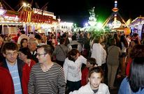 Ambiente en la zona de las barracas en las fiestas patronales de este a�o.