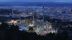 La refiner�a de Repsol en A Coru�a, la �nica que opera en Galicia.