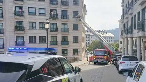 Rescate de una persona en un balc�n de un edificio en Barbad�s