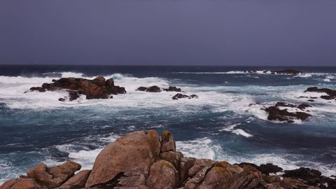A Coru�a vive este mi�rcoles un nuevo temporal mar�timo, con aviso rojo por olas de hasta nueve metros de altura