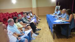 La Comisi�n de Irmanamento est� formada por representantes de los tres grupos municipales y de diversas asociaciones.