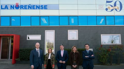 Alejandro Mart�nez,  Amparo Antu�a, Enrique Rodr�guez, Eva Pando y Manuel Bell�n en el aniversario de La Nore�ense.