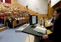 M�nica Pita agradeci� la asistencia que le ofrecieron en el hospital compostelano.