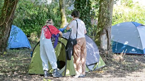 Festival Portamerica. Zona de acampada en la carballeira de Caldas