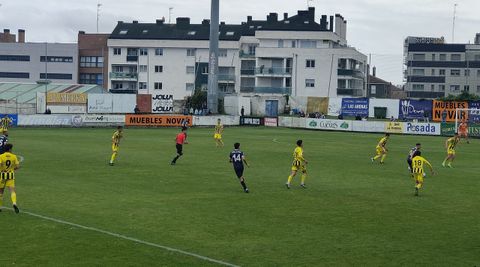Momento del partido entre el Marino y el Vetusta
