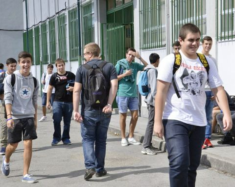 En el IES Vilar Ponte de Viveiro tambi�n se disponen a iniciar el curso la pr�xima semana. 