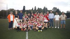 Jugadoras del Atl�tico Arteixo celebrando la victoria en Pontedeume este s�bado.
